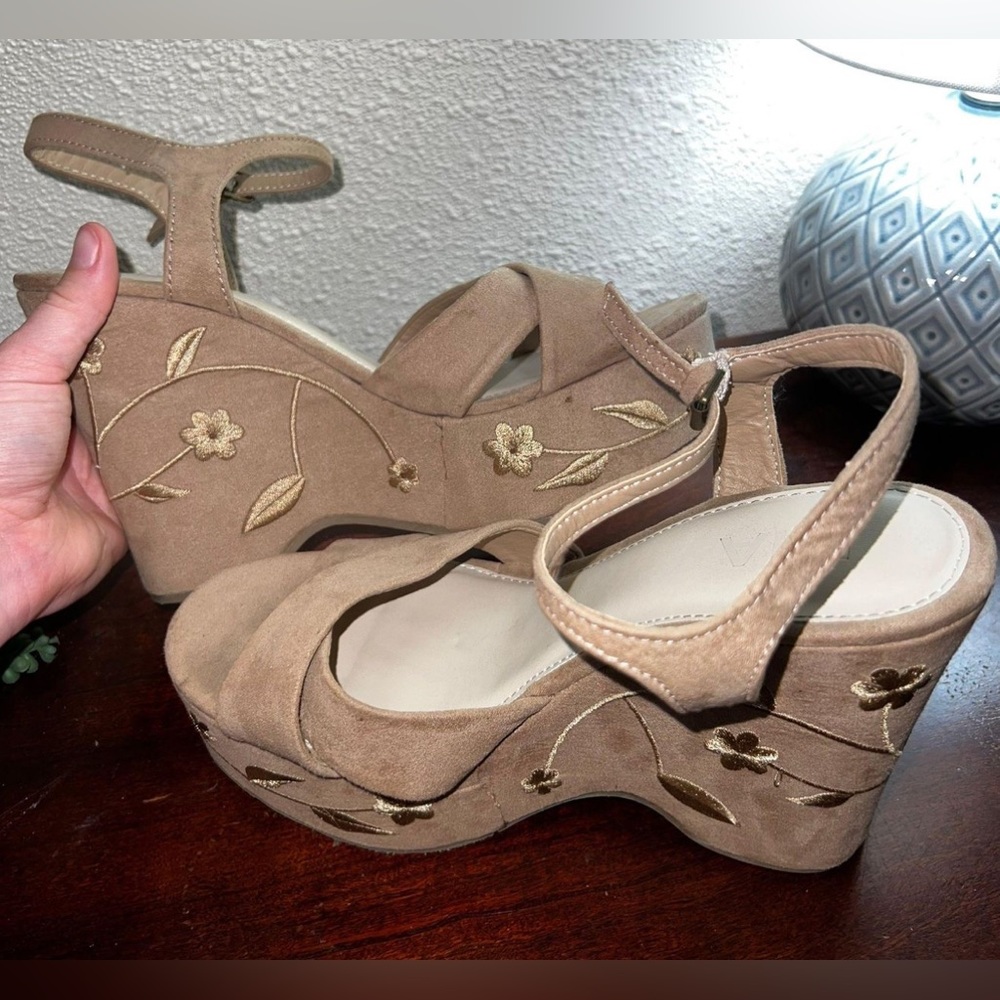 MIA Floral Wedges